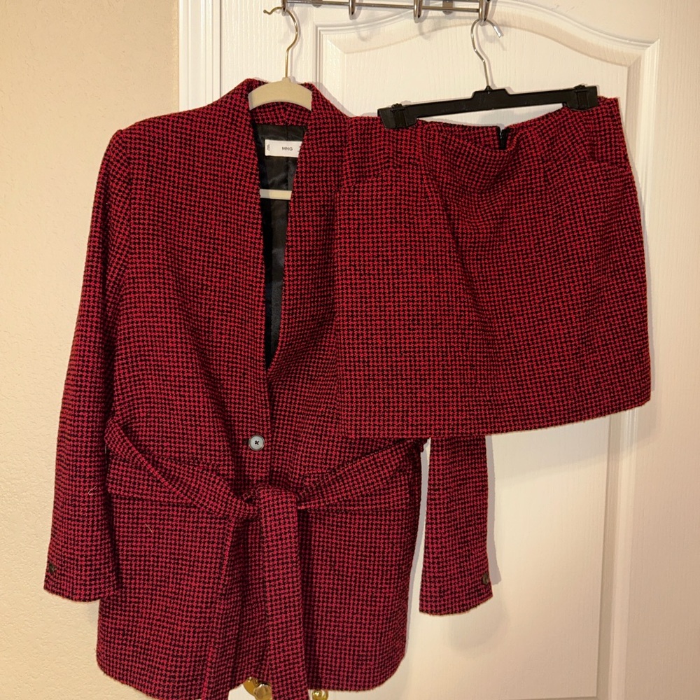 Like new Mango wool-blend Red Houndstooth Jacket & Skirt Set